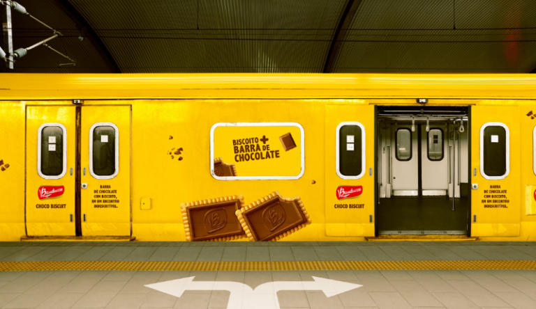Bauducco lança nova  campanha  em estações do metrô