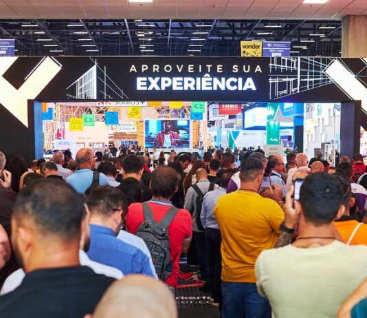 Conferência Internacional da FEICON discute sobre transformações no setor da construção civil
