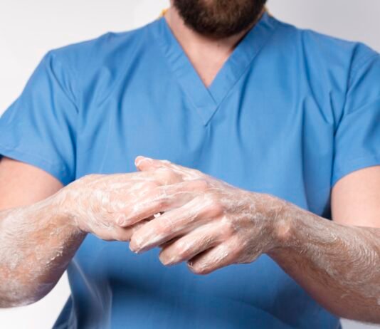 Higienização hospitalar: mais que manutenção, uma questão de saúde pública