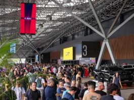 Primeiro dia do Salão do Automóvel atrai 50 mil visitantes